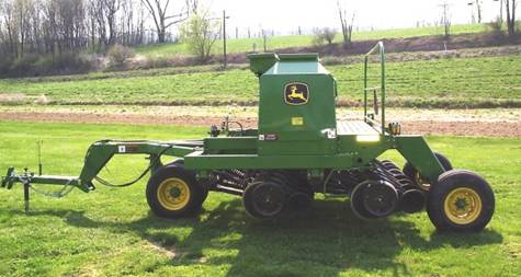 15' John Deere No-Till Drill